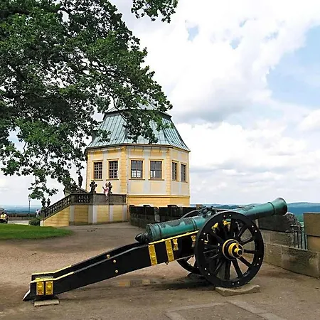 Hotel Albrechtshof 3*